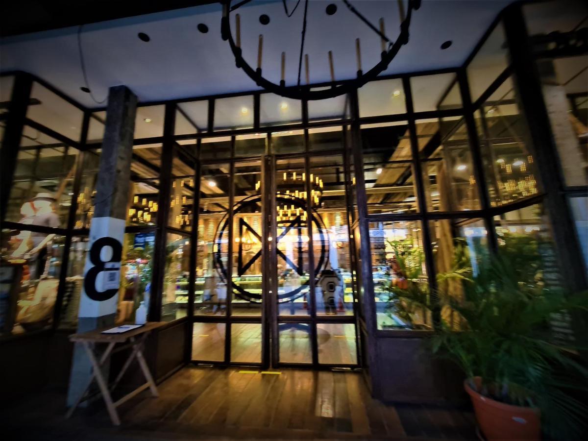18站m精品酒店 怡保 外观 照片